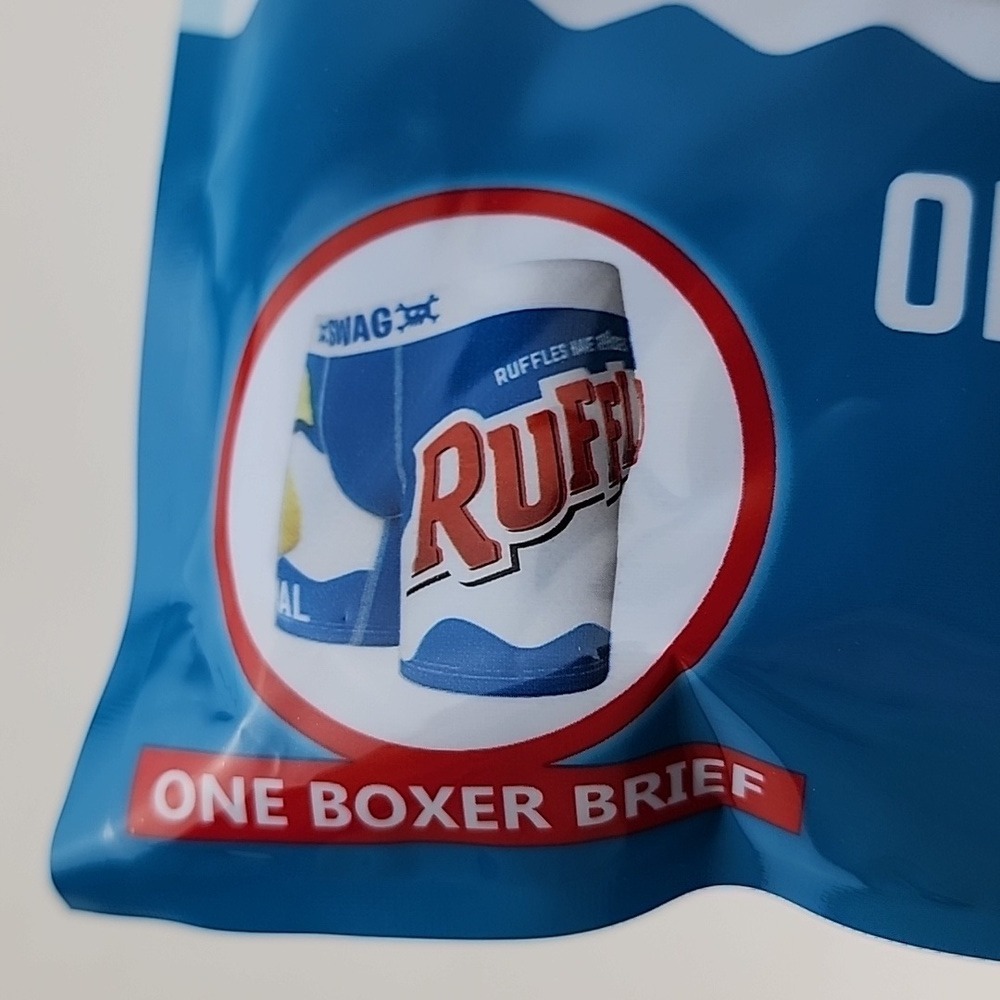 NWT Ruffles 1 Boxer + 2 Crew Socks Snack Bag Aisle Original Flavour M (31-33) - Picture 4 of 15